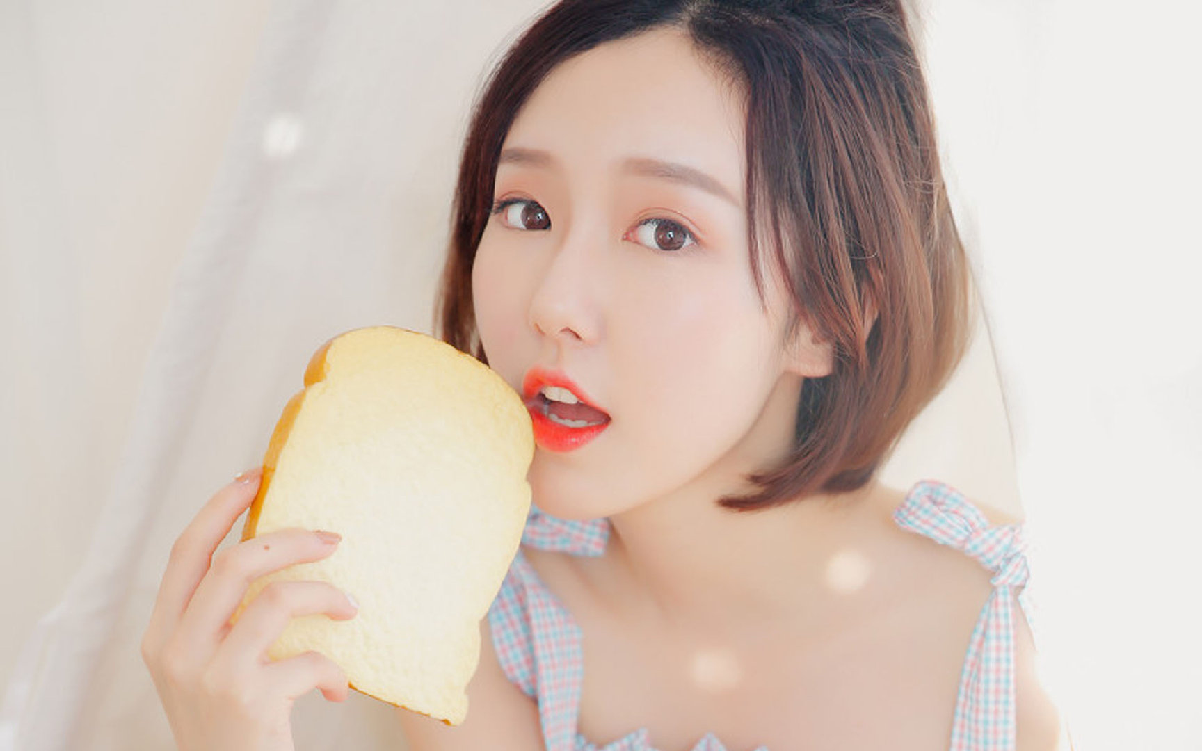 九游网-_冰雪之上：冰雕赛场中的网球盛会_，冰雪大世界冰雕比赛