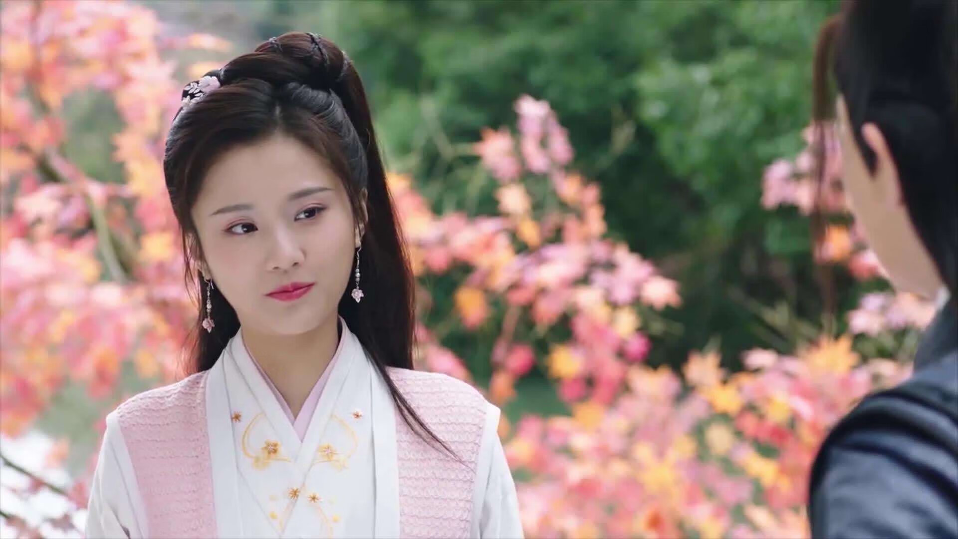 法甲：蒙彼利埃1-1战平巴黎，比赛节奏紧凑，蒙彼利埃vs巴黎圣日耳曼比赛回放