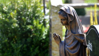 九游登录入口-世界击剑大奖赛中国队包揽女子团体金银，世界击剑冠军